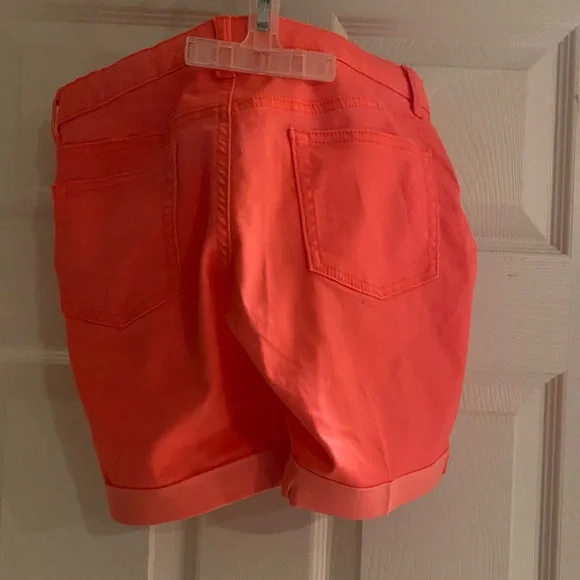 Girls Crazy 8 Jegging Shorts - Picture 2 of 3